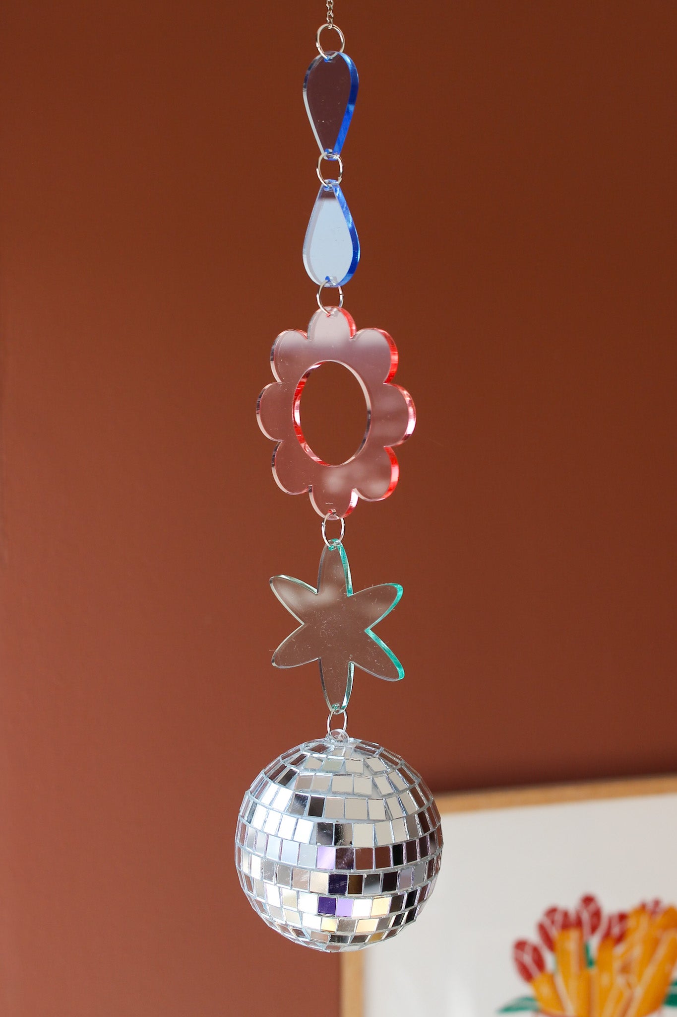 Drip Drop Daisy Burst Disco Mobile