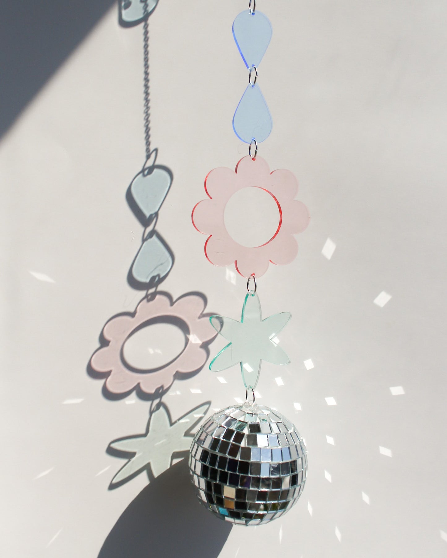 Drip Drop Daisy Burst Disco Mobile