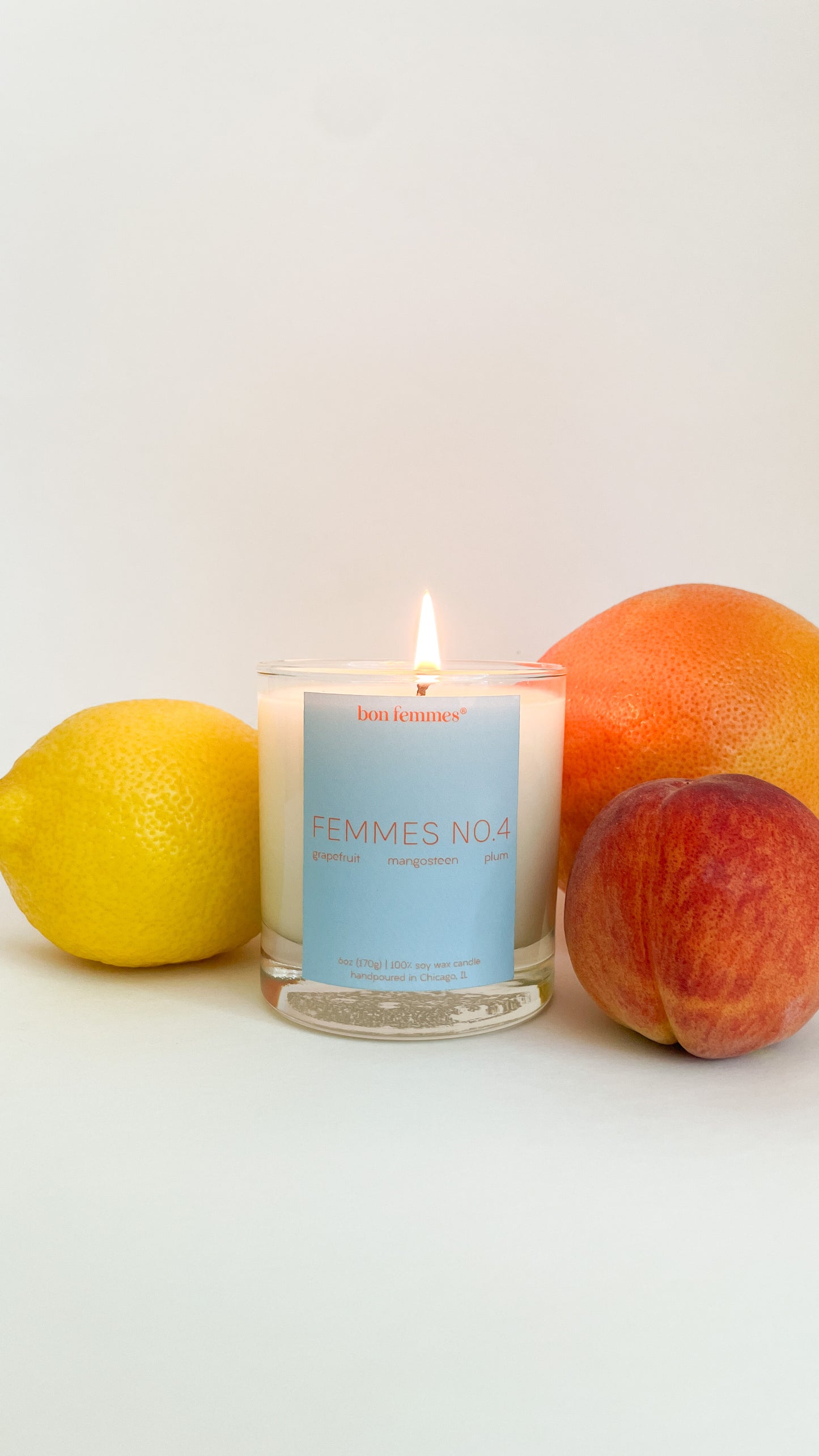 Femmes No.4 Soy Candle - Grapefruit, Mangosteen, Plum