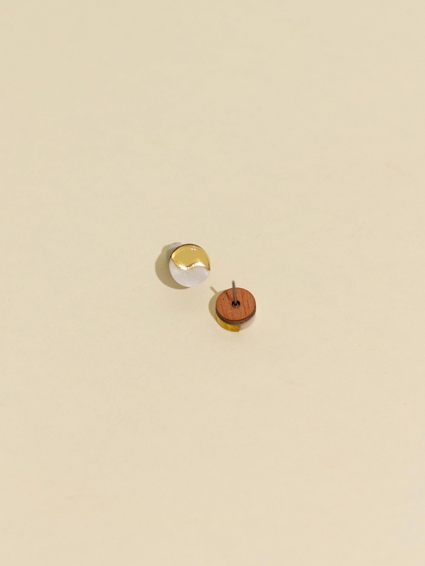 Cade White Acrylic Stud Earrings
