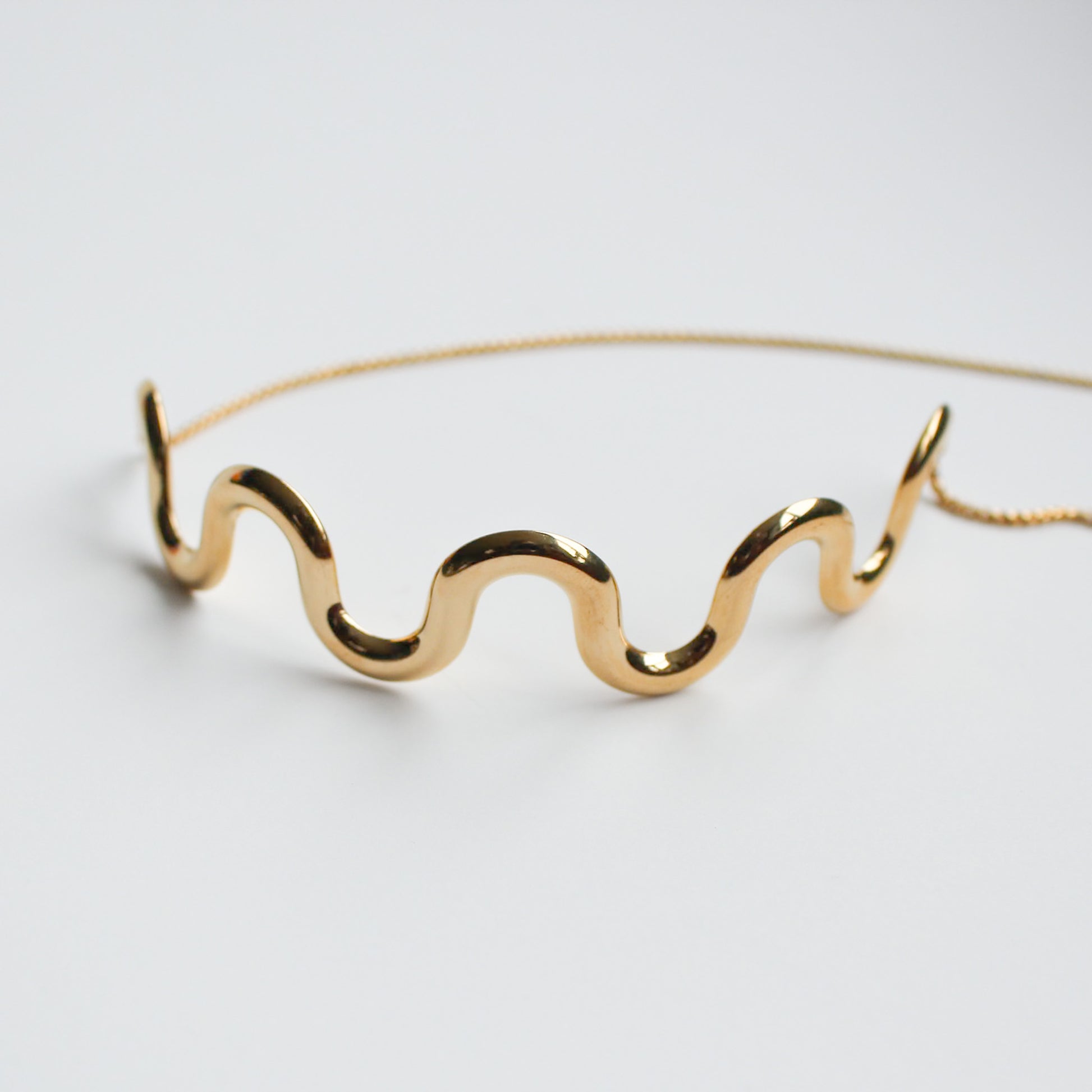 Alma Squiggle Choker Necklace