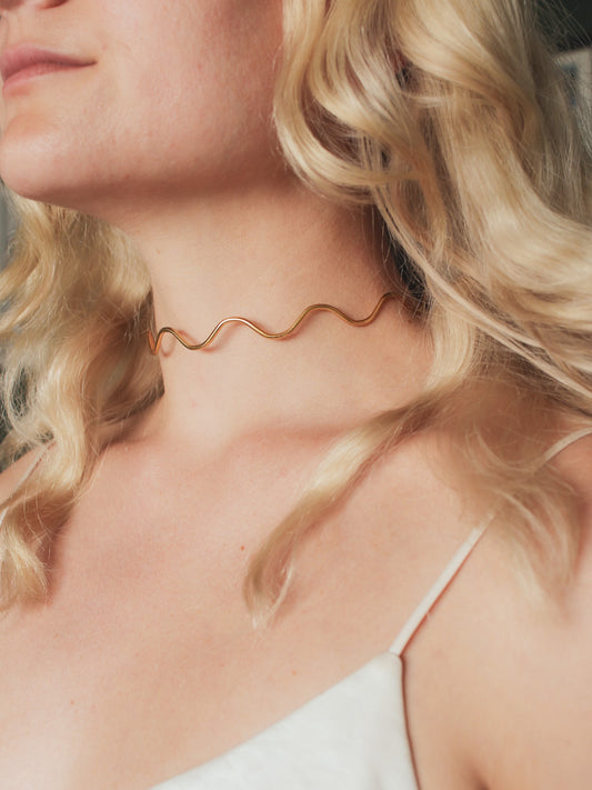 Anya Squiggle Choker Necklace