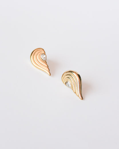 Bisou Half Heart Earrings