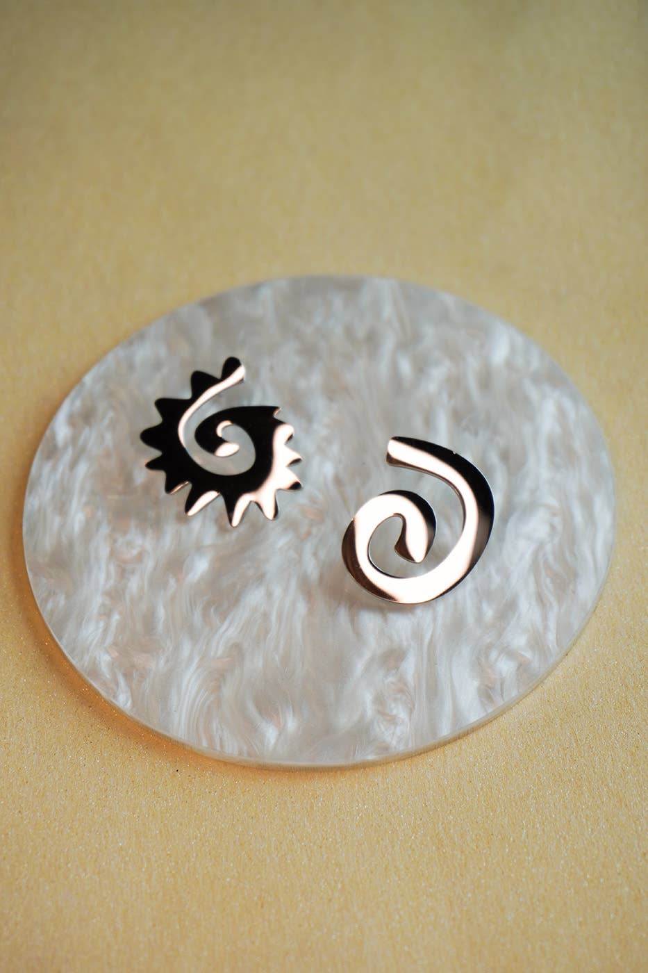 Caracol & Espiral Silver Stud Earrings