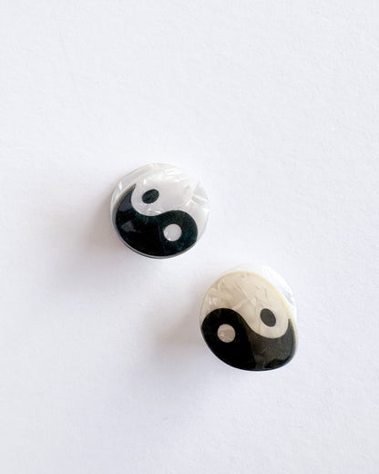 Yin Yang Mini Hair Clip