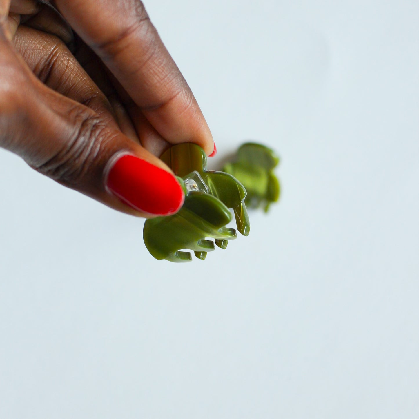 Le Petit Hair Clip in Moss