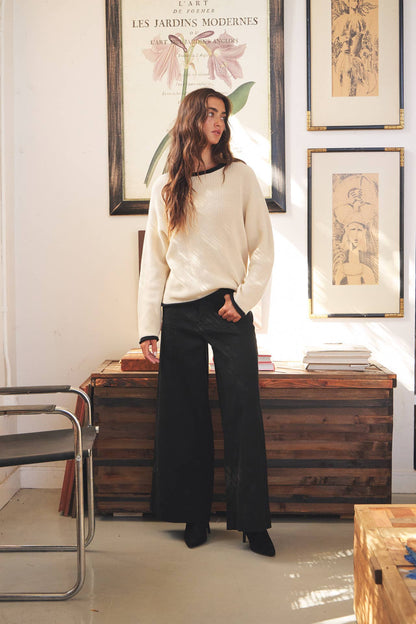 Oatmeal and Black contrast Trim Pullover Knit Sweater 