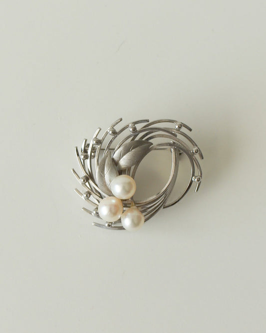 Vintage Silver Leaves and Pearls Brooch