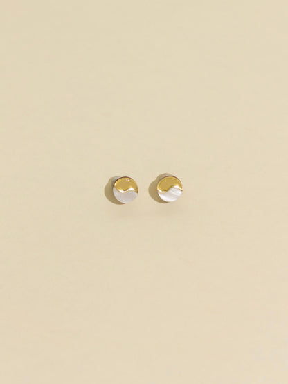 Cade White Acrylic Stud Earrings