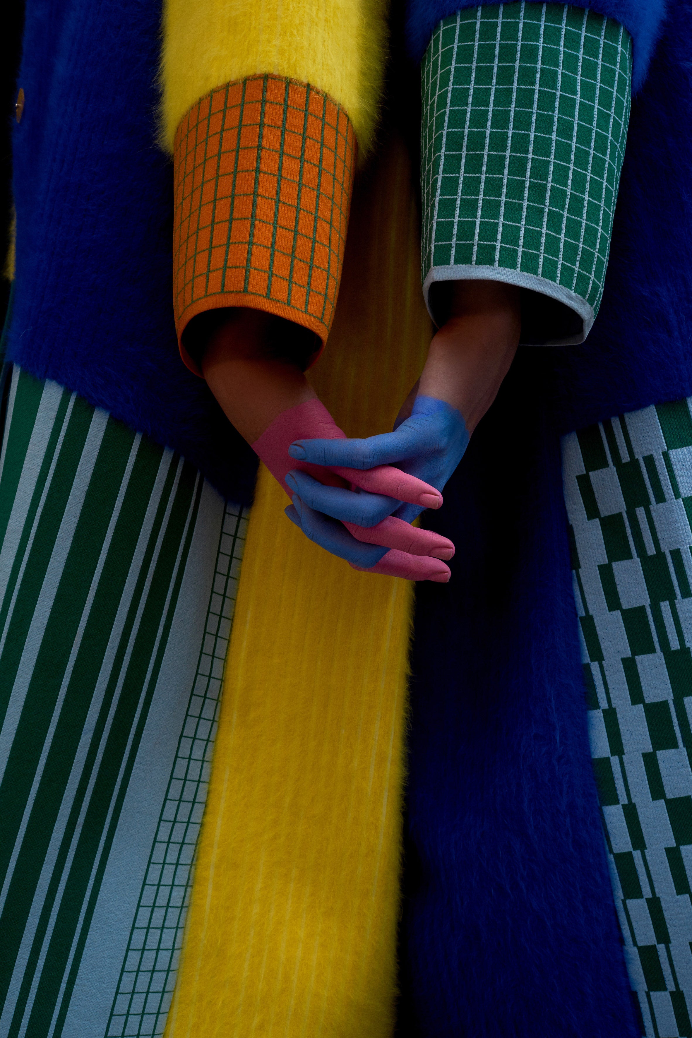 Dezeen, Chen zhi Fashion