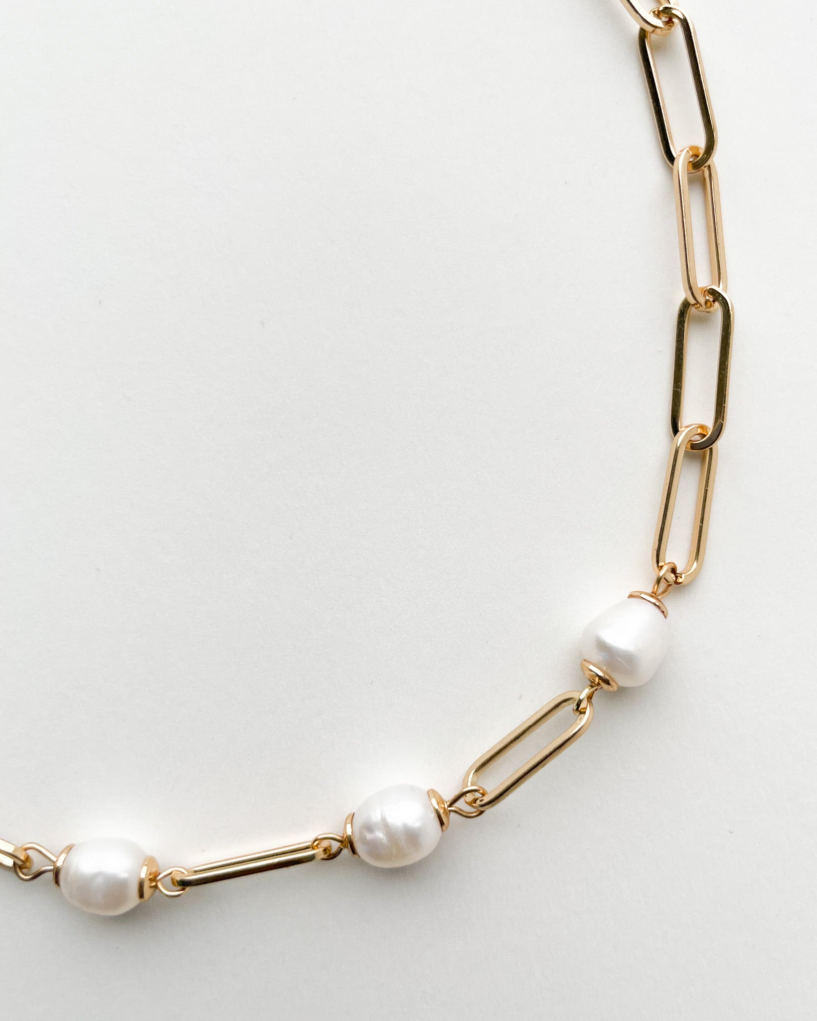 Belle Paperclip Chain and Pearl Choker Necklace
